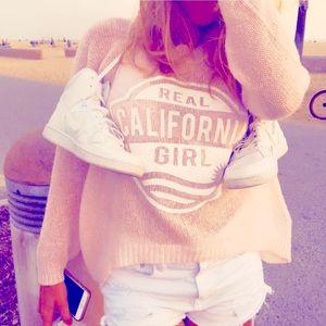 Knitted light weight sweater pink/white Real California Girl. Size S.  REVOLVE